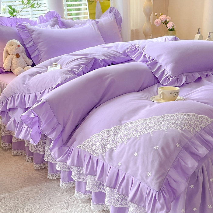 91家纺网 家纺一手货源 找家纺 后庭寝室 2025新款柔软亲肤花边蕾丝床裙四件套-花颜系列 花颜-浅紫