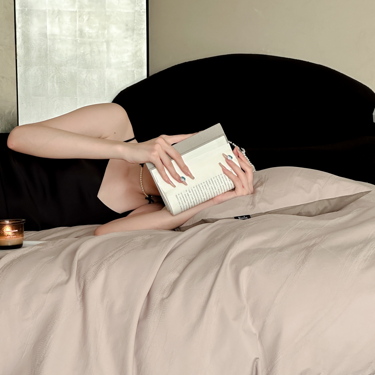 91家纺网 家纺一手货源 找家纺 玉宇阁家居 2025秋冬新品60s色织全棉纯棉磨毛大提花四件套-简约款 海芋颂语-颂语