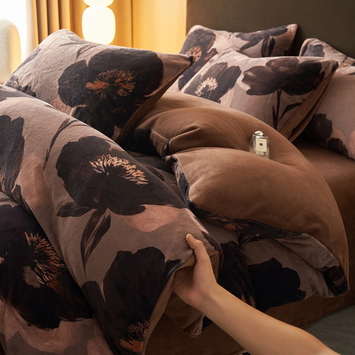 91家纺网 家纺一手货源 找家纺 （总）吾诺家居 2025新款美拉德数码绒暖秋系列四件套