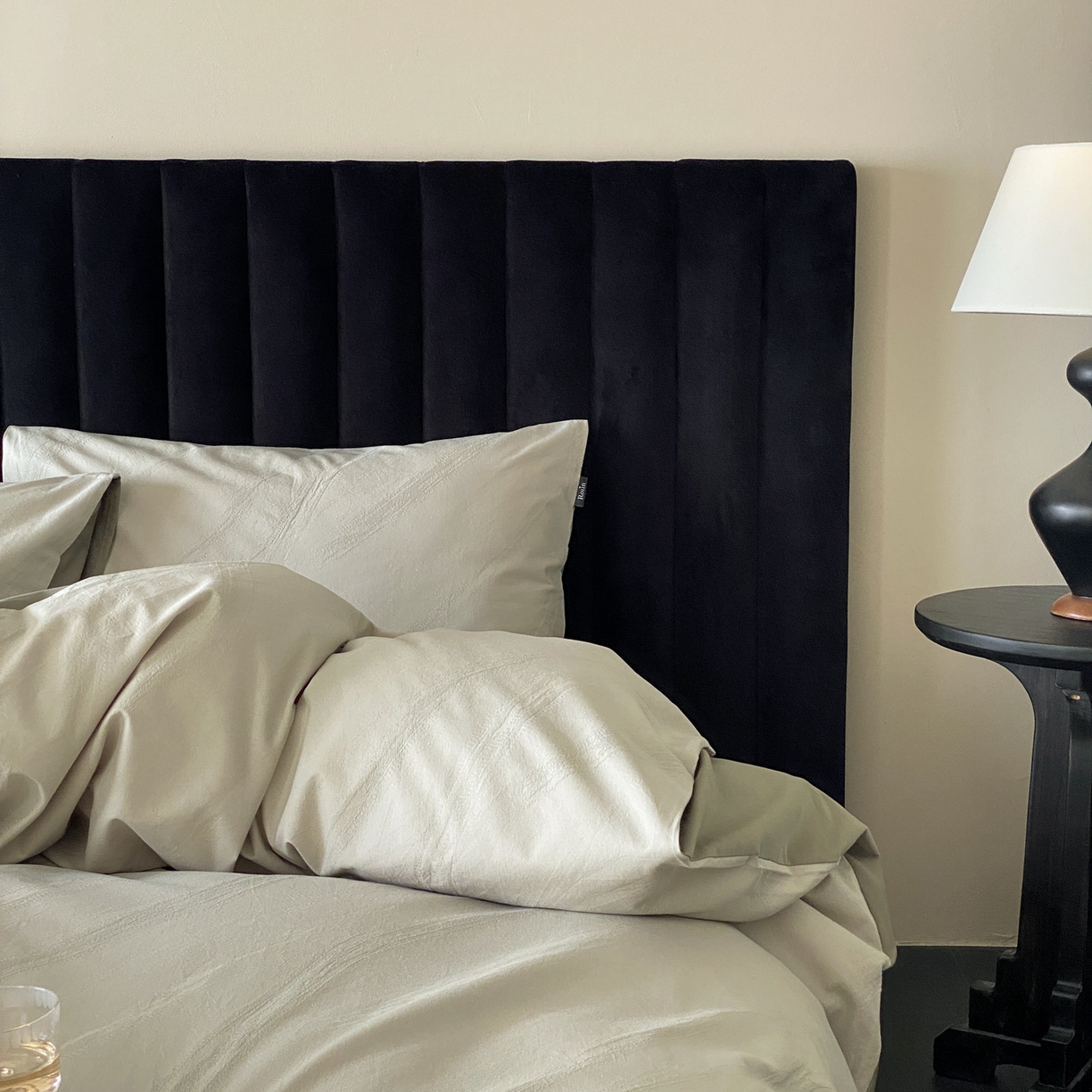 91家纺网 家纺一手货源 找家纺 玉宇阁家居 2025秋冬新品60s色织全棉纯棉磨毛大提花四件套-简约款 松间云华-松间