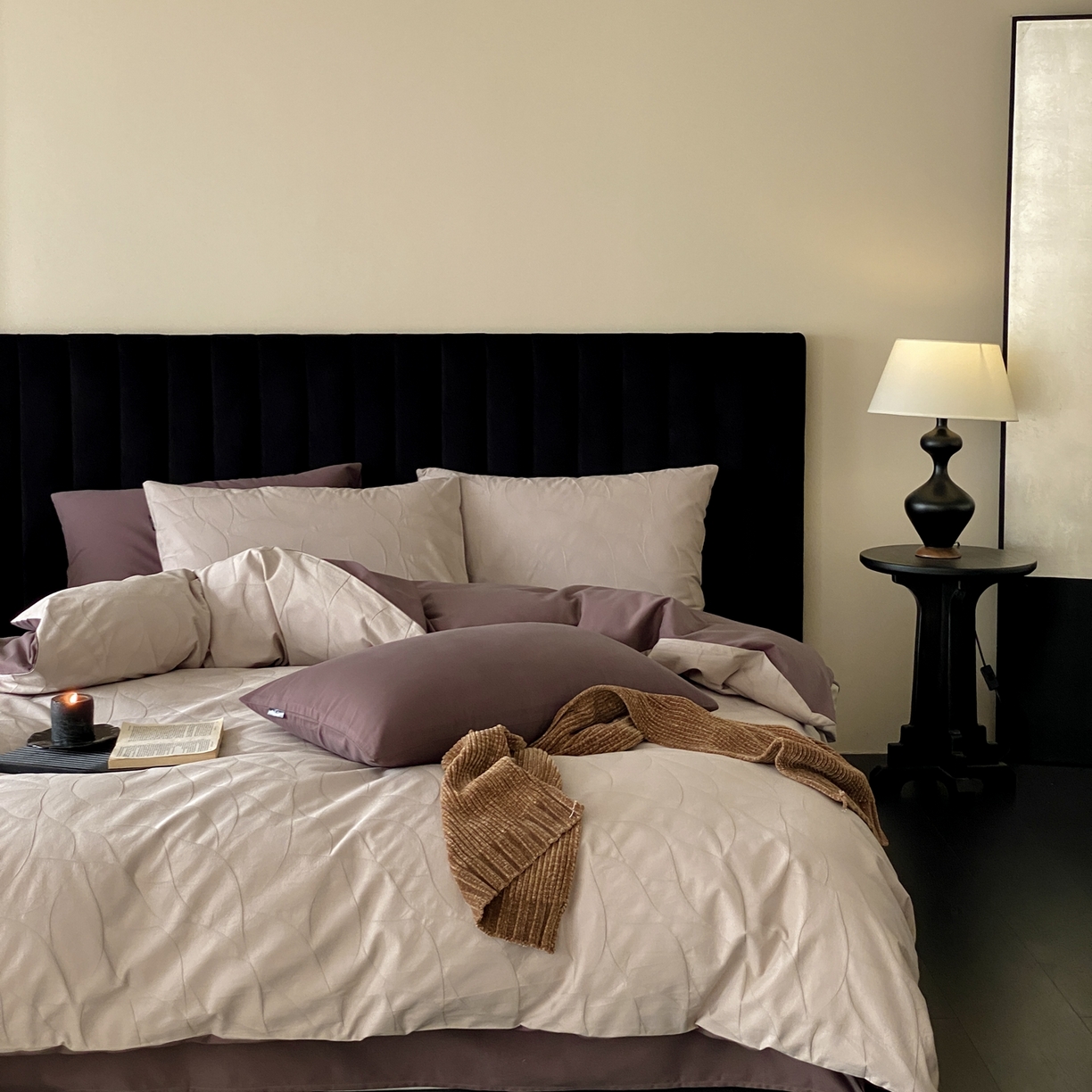 91家纺网 家纺一手货源 找家纺 玉宇阁家居 2025秋冬新品60s色织全棉纯棉磨毛大提花四件套-简约款 玄桦-苍山赴雪