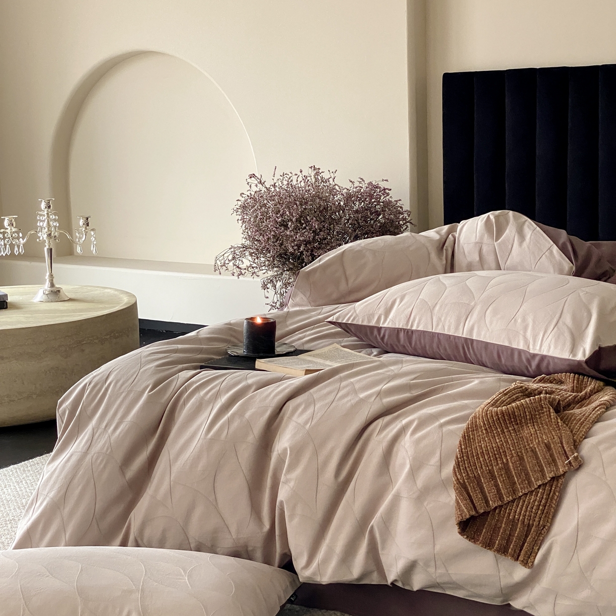 91家纺网 家纺一手货源 找家纺 玉宇阁家居 2025秋冬新品60s色织全棉纯棉磨毛大提花四件套-简约款 玄桦-苍山赴雪