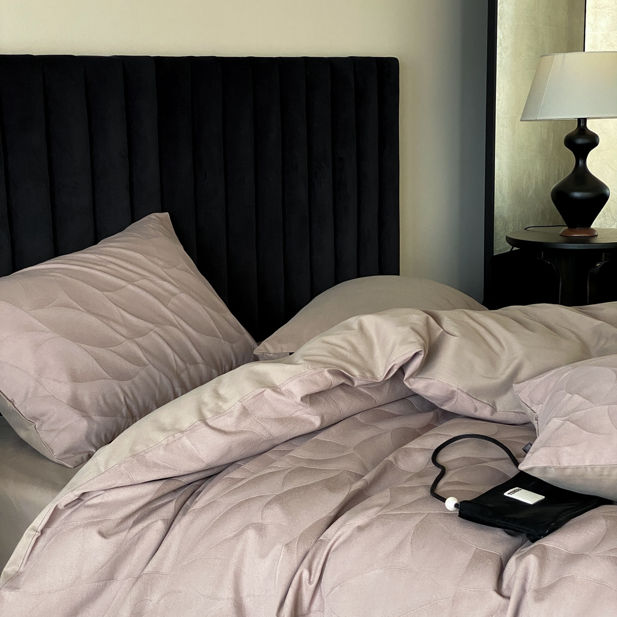 91家纺网 家纺一手货源 找家纺 玉宇阁家居 2025秋冬新品60s色织全棉纯棉磨毛大提花四件套-简约款 玄桦-琥珀松林