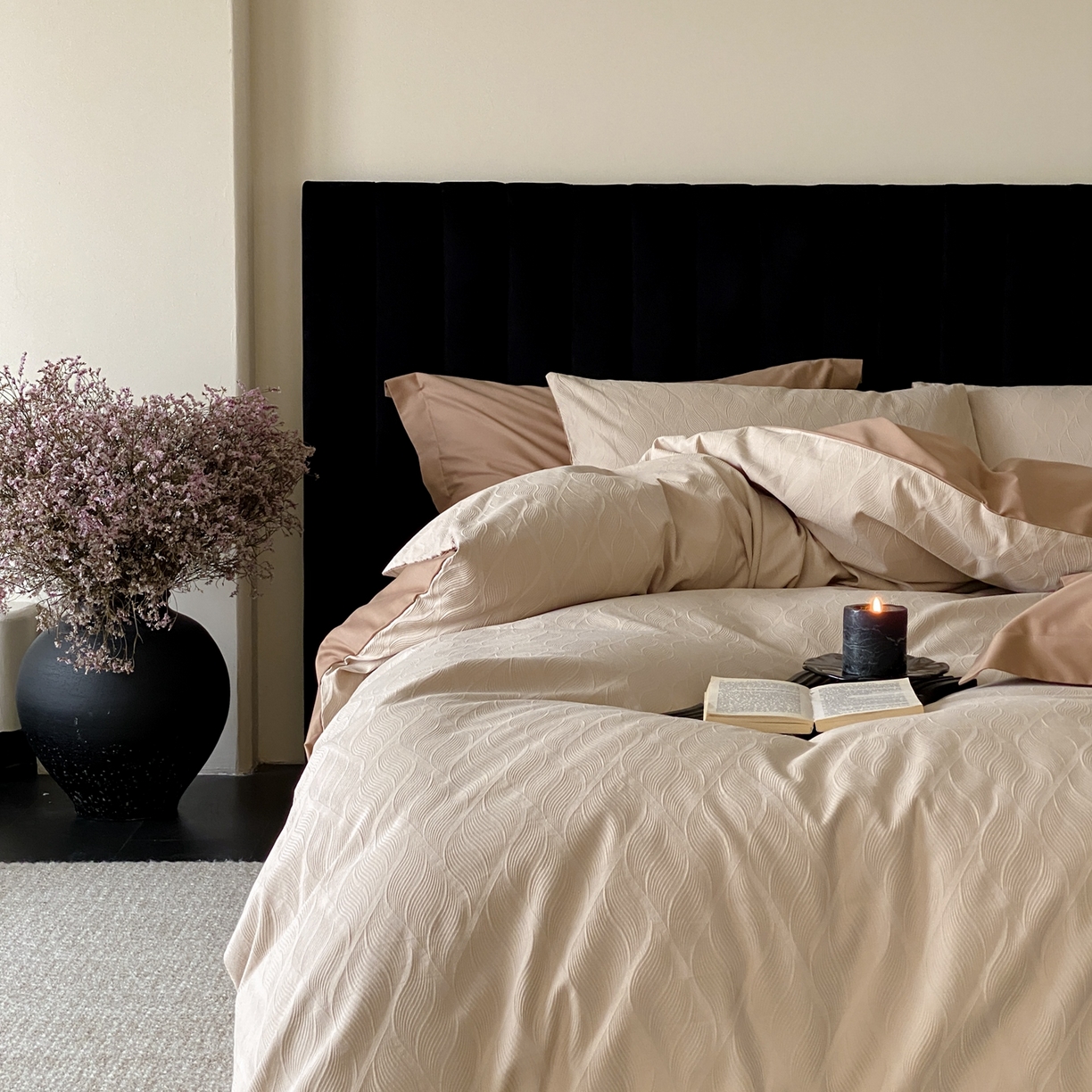 91家纺网 家纺一手货源 找家纺 玉宇阁家居 2025秋冬新品60s色织全棉纯棉磨毛大提花四件套-简约款 云玺-落日熔金