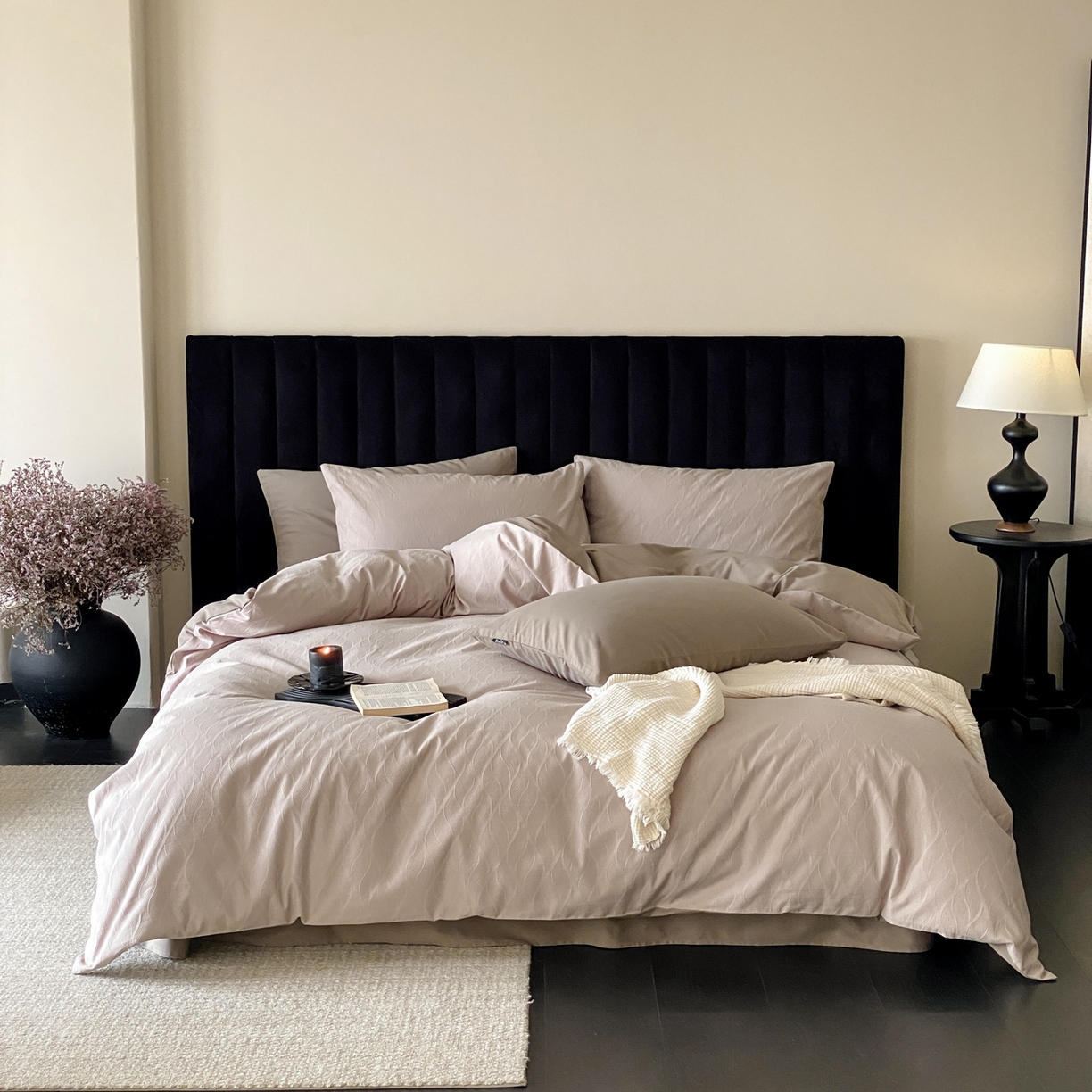 91家纺网 家纺一手货源 找家纺 玉宇阁家居 2025秋冬新品60s色织全棉纯棉磨毛大提花四件套-简约款 云玺-清晨薄雾