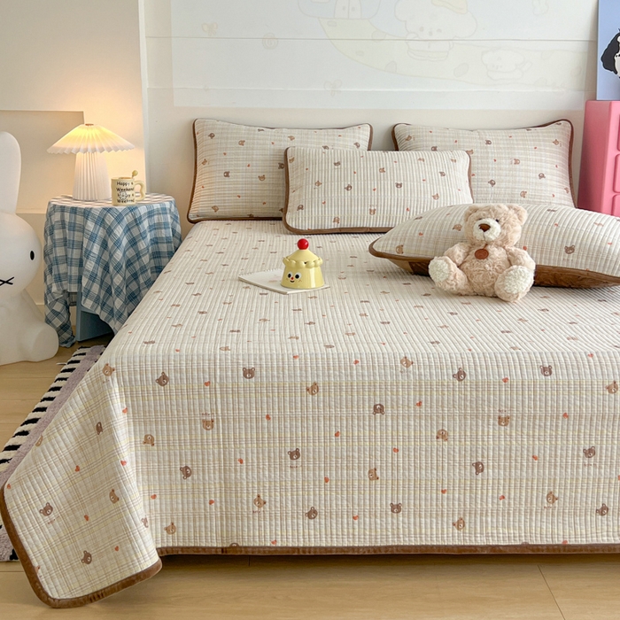 91家纺网 家纺一手货源 找家纺 茉夕家纺 2025新款跑量款暖绒纯棉印花水洗床盖 床盖单件 布蕾可可