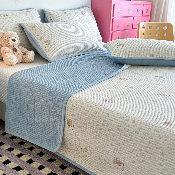 91家纺网 家纺一手货源 找家纺 茉夕家纺 2025新款跑量款暖绒纯棉印花水洗床盖 床盖单件 冬眠