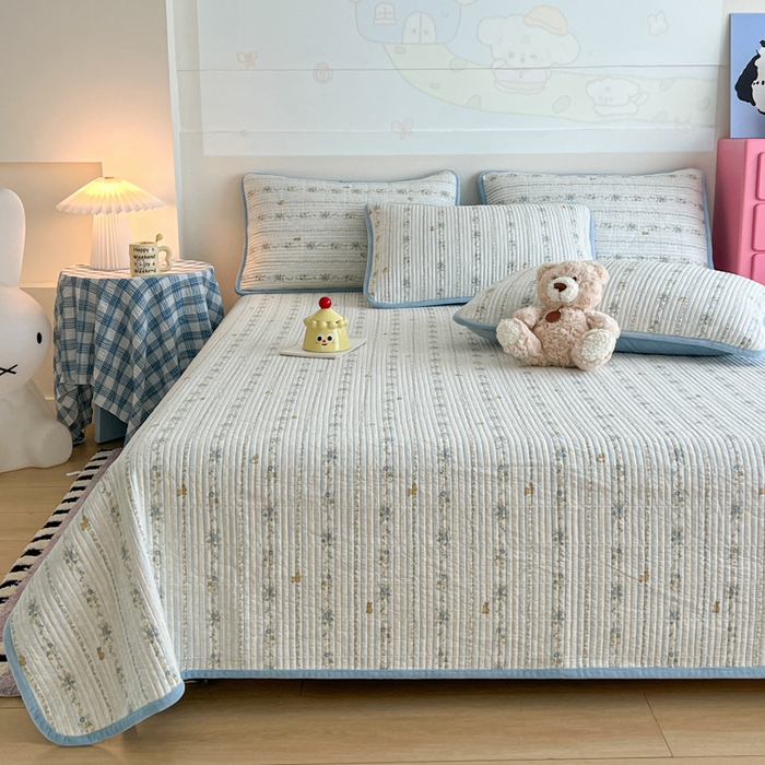 91家纺网 家纺一手货源 找家纺 茉夕家纺 2025新款跑量款暖绒纯棉印花水洗床盖 床盖单件 茶茶兔