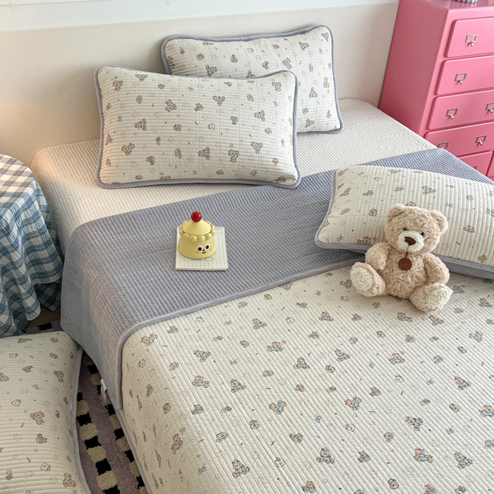 91家纺网 家纺一手货源 找家纺 茉夕家纺 2025新款跑量款暖绒纯棉印花水洗床盖 床盖单件 咖啡狗