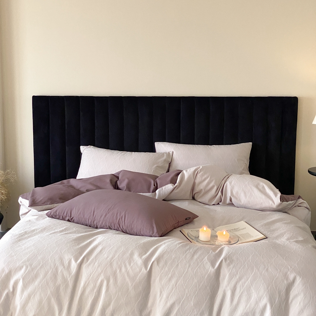 91家纺网 家纺一手货源 找家纺 玉宇阁家居 2025秋冬新品60s色织全棉纯棉磨毛大提花四件套-简约款 云玺-月见苏梅