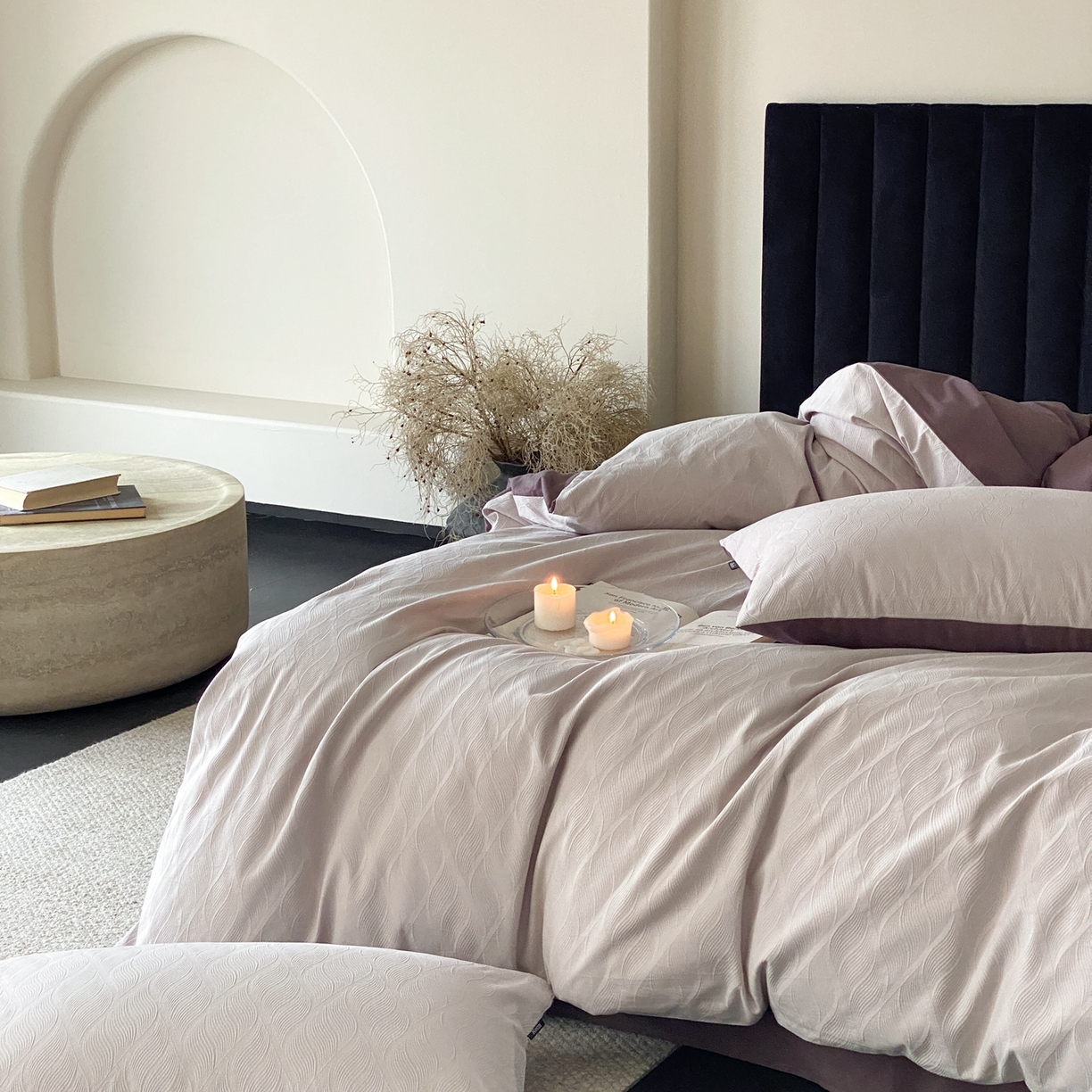 91家纺网 家纺一手货源 找家纺 玉宇阁家居 2025秋冬新品60s色织全棉纯棉磨毛大提花四件套-简约款 云玺-月见苏梅