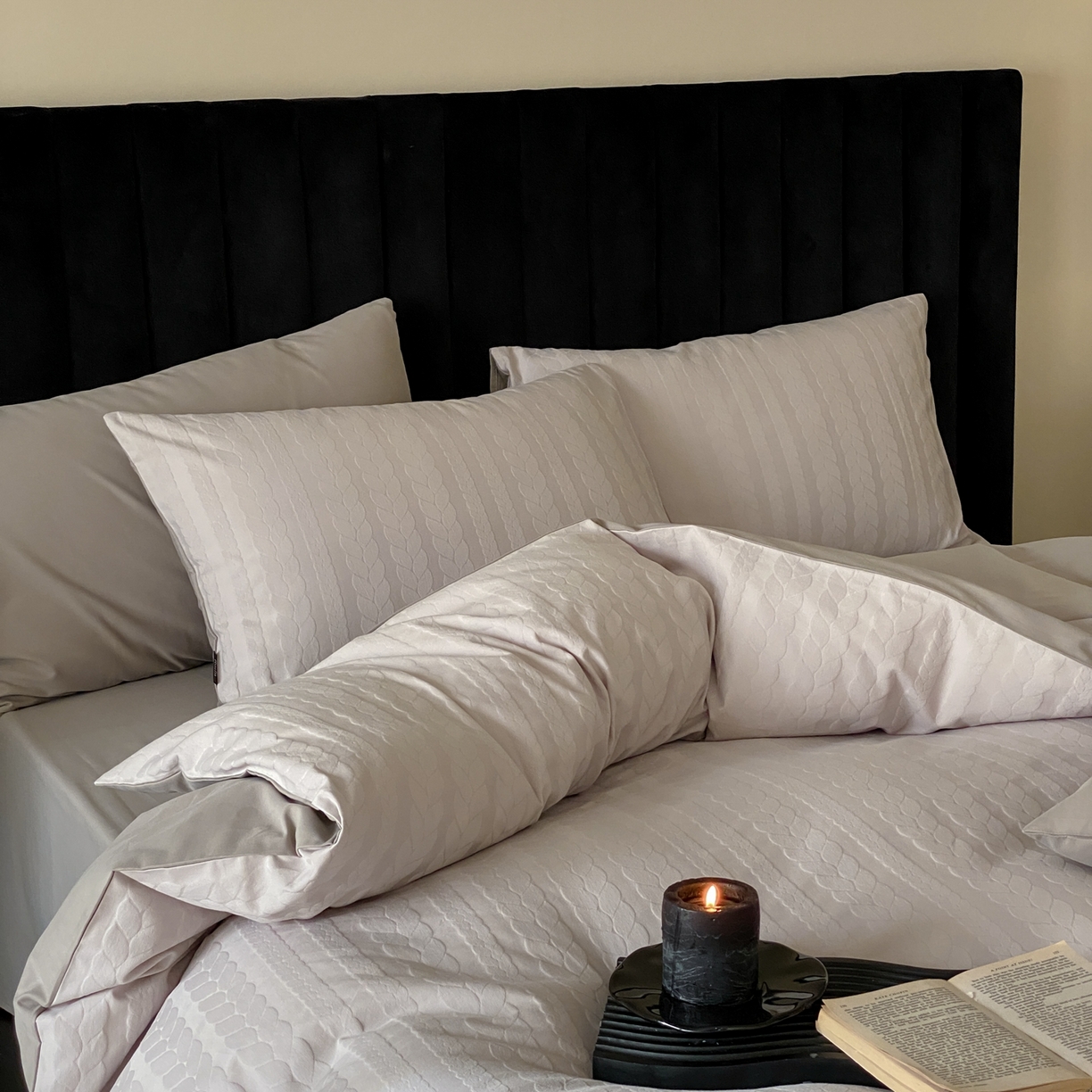 91家纺网 家纺一手货源 找家纺 玉宇阁家居 2025秋冬新品60s色织全棉纯棉磨毛大提花四件套-简约款 云与海