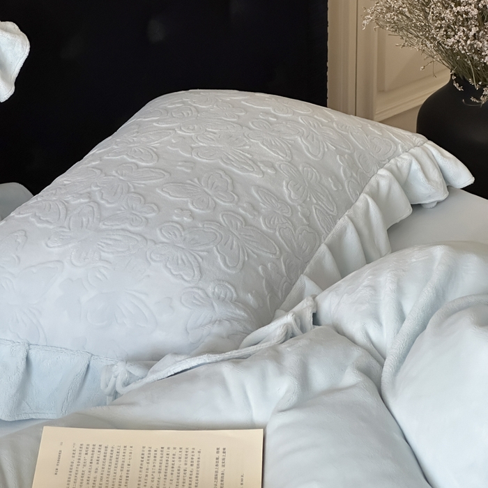 91家纺网 家纺一手货源 找家纺 （总）云栖家居 2025消光加厚纯色立体雕花牛奶绒-又见小蝴蝶（售价劵后：不得低于199元）