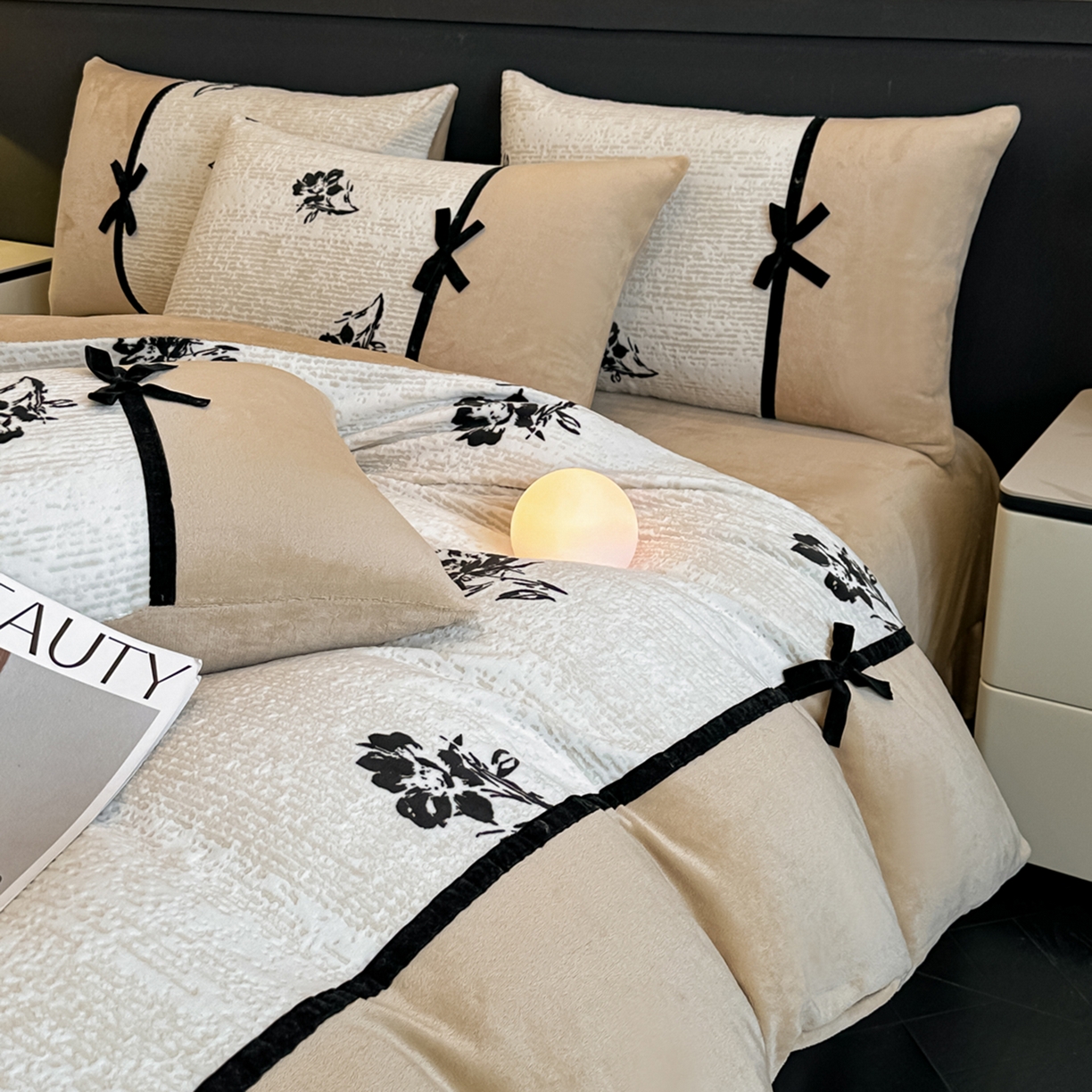 91家纺网 家纺一手货源 找家纺 （总）凯美家居 2025新款A类雕花牛奶绒四件套-美拉德系列