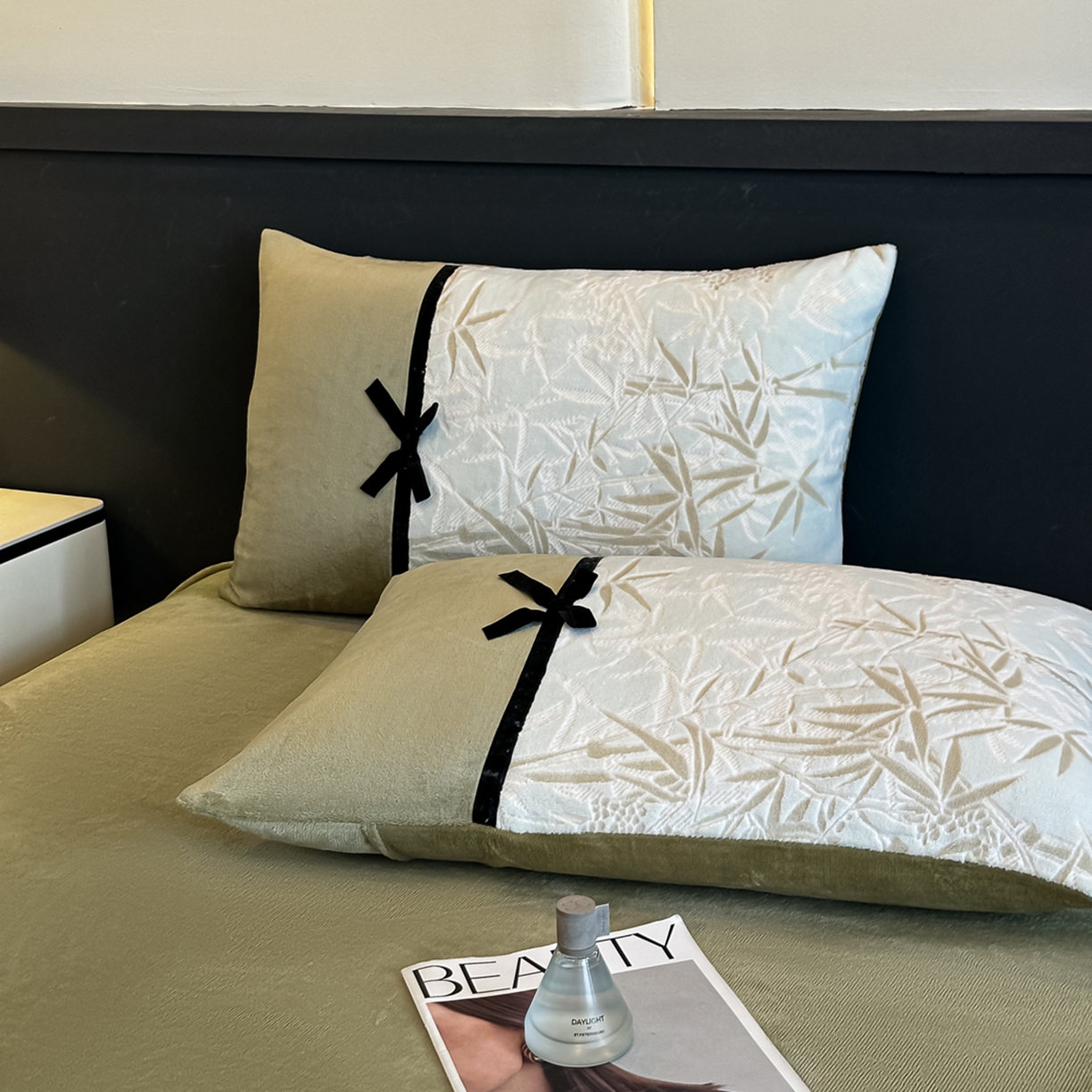 91家纺网 家纺一手货源 找家纺 凯美家居 2025新款A类雕花牛奶绒四件套-美拉德系列 雅致