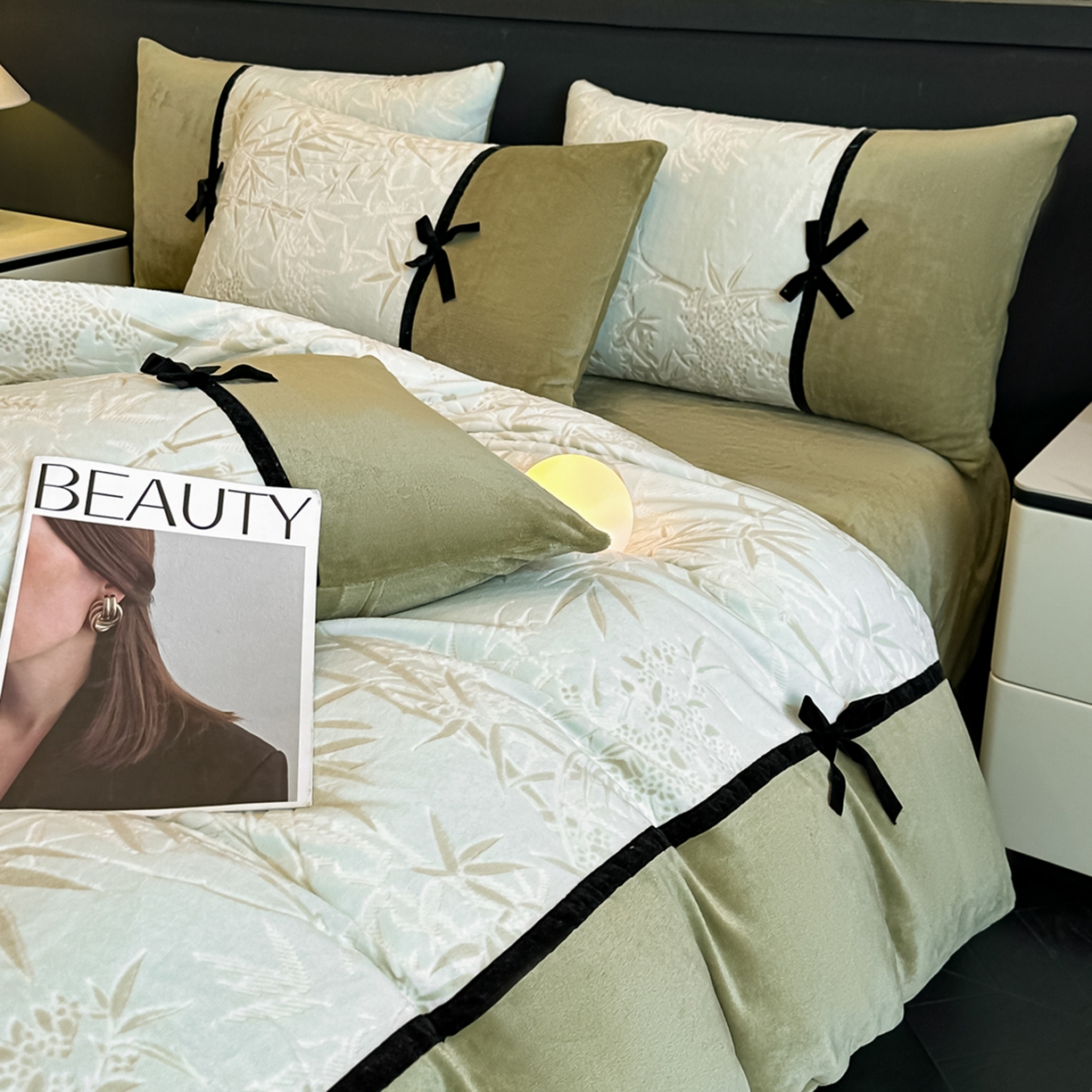 91家纺网 家纺一手货源 找家纺 凯美家居 2025新款A类雕花牛奶绒四件套-美拉德系列 雅致