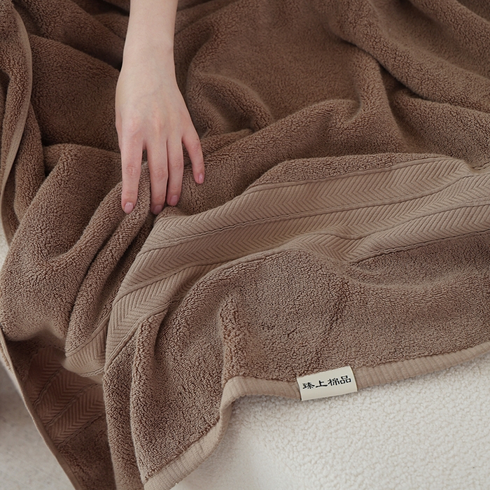 91家纺网 家纺一手货源 找家纺 朴尔家纺-毛巾被 2025新款32股全棉纯棉精织缎档维斯克加厚加大浴巾 维斯克加厚加大浴巾-摩卡咖 90x180cm浴巾