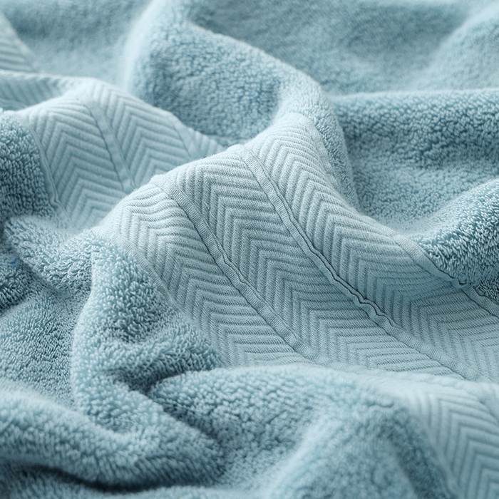 91家纺网 家纺一手货源 找家纺 朴尔家纺-毛巾被 2025新款32股全棉纯棉精织缎档维斯克加厚加大浴巾 维斯克加厚加大浴巾-水雾蓝 90x180cm浴巾