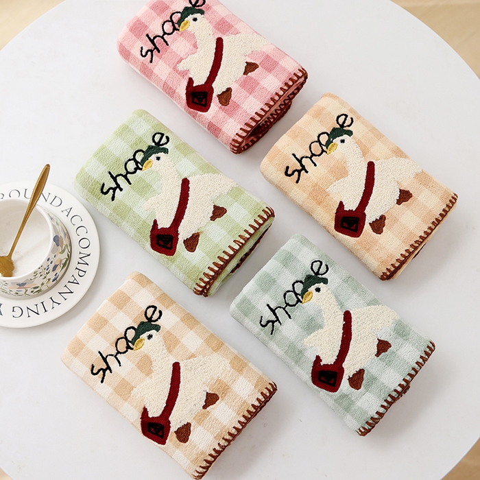 91家纺网 家纺一手货源 找家纺 朴尔家纺-毛巾被 2025新款毛巾绣勾边小格快乐鸭AB版珊瑚绒速吸速干毛巾 组合图仅供展示不可下单 35x75cm毛巾