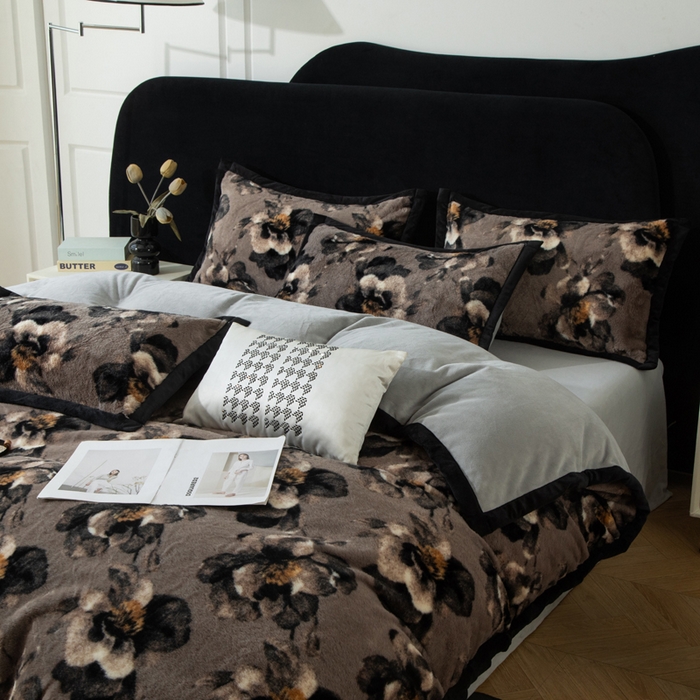 库里梦家纺 2025网红直播热款10公分包边兔毛牛奶绒印花四件套-包边款 百合-卡其-包边款