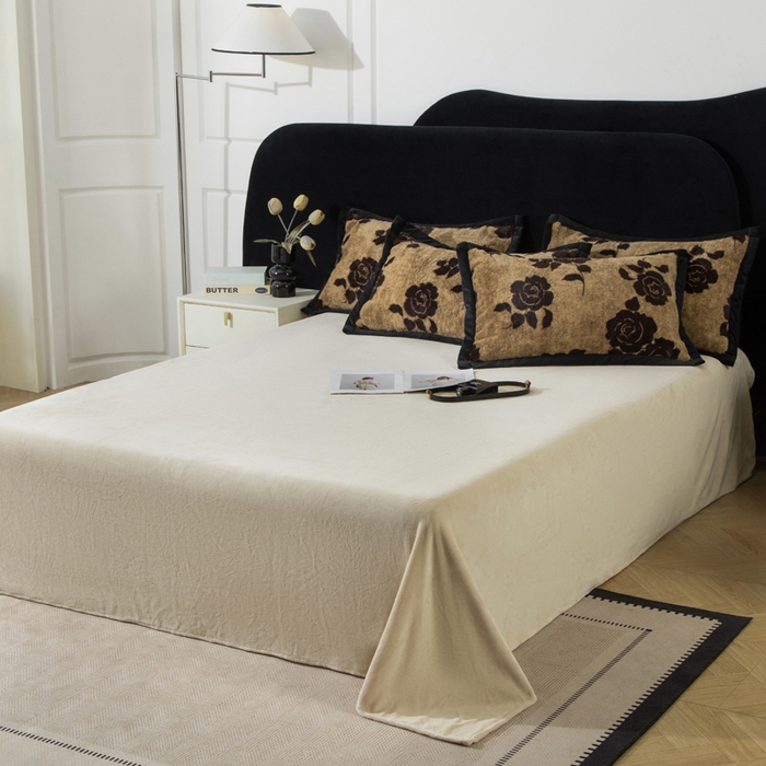 91家纺网 家纺一手货源 找家纺 库里梦家纺 2025网红直播热款10公分包边兔毛牛奶绒印花四件套-包边款 黑玫瑰-咖-包边款