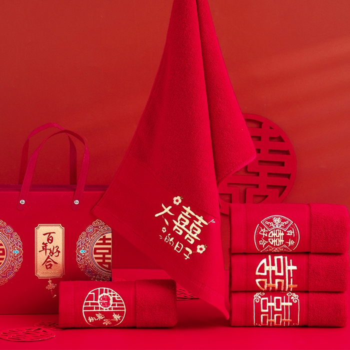 91家纺网 家纺一手货源 找家纺 （总）朴尔家纺-毛巾被 2025新款全棉纯棉红色系喜庆婚庆伴手礼新婚回礼绣花毛巾-场景一