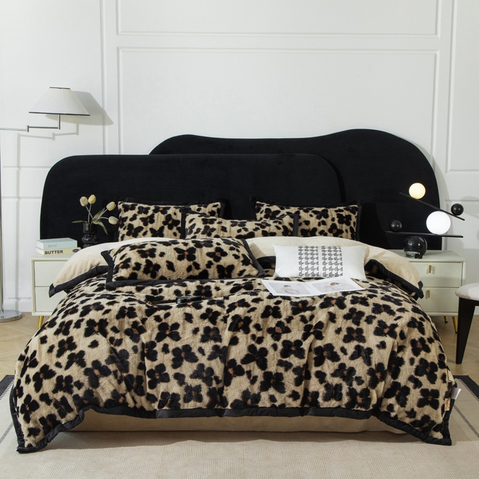 91家纺网 家纺一手货源 找家纺 库里梦家纺 2025网红直播热款10公分包边兔毛牛奶绒印花四件套-包边款 蝴蝶梦-咖-包边款