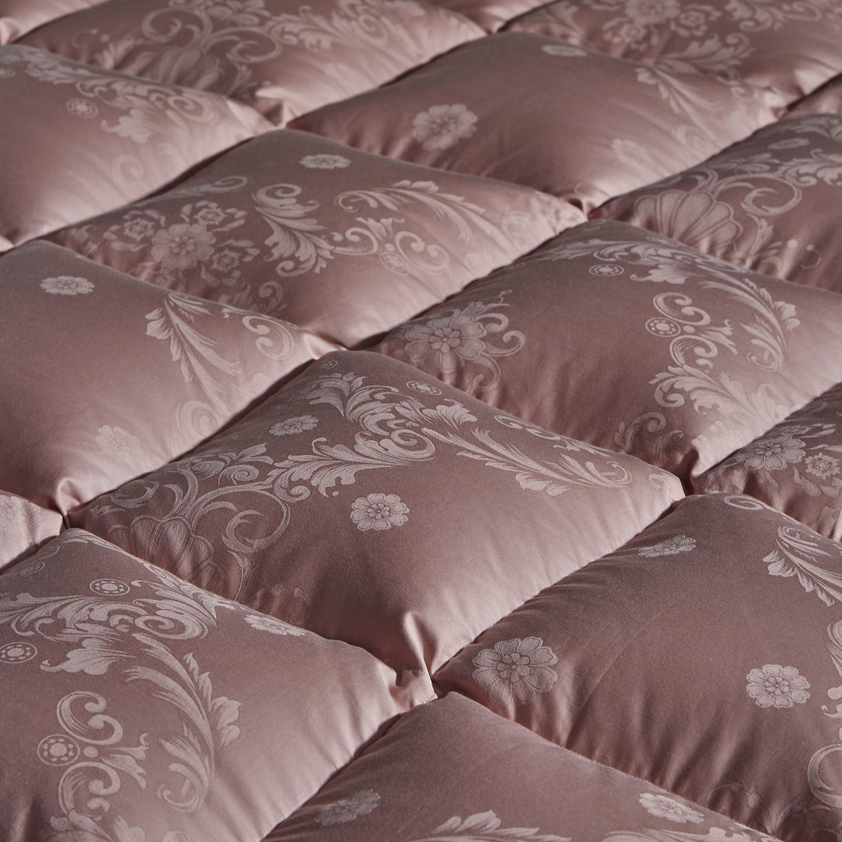 91家纺网 家纺一手货源 找家纺 暖羽屋羽绒馆 2025新款带质检报告 95白鹅绒60s提花纯棉羽绒被子 双层加厚冬被 F雅馨 豆沙