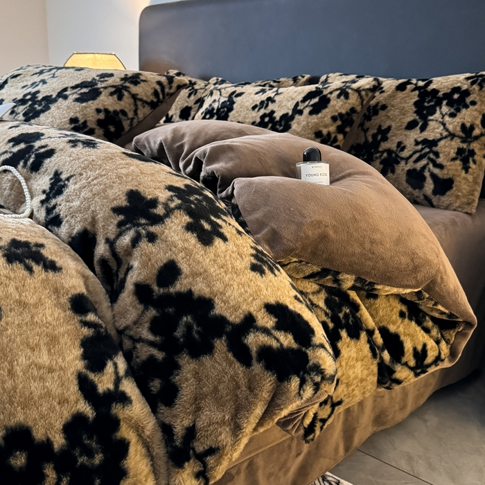 91家纺网 家纺一手货源 找家纺 （总）赛丽雅 2025新款高克重兔毛绒兔兔绒牛奶绒四件套