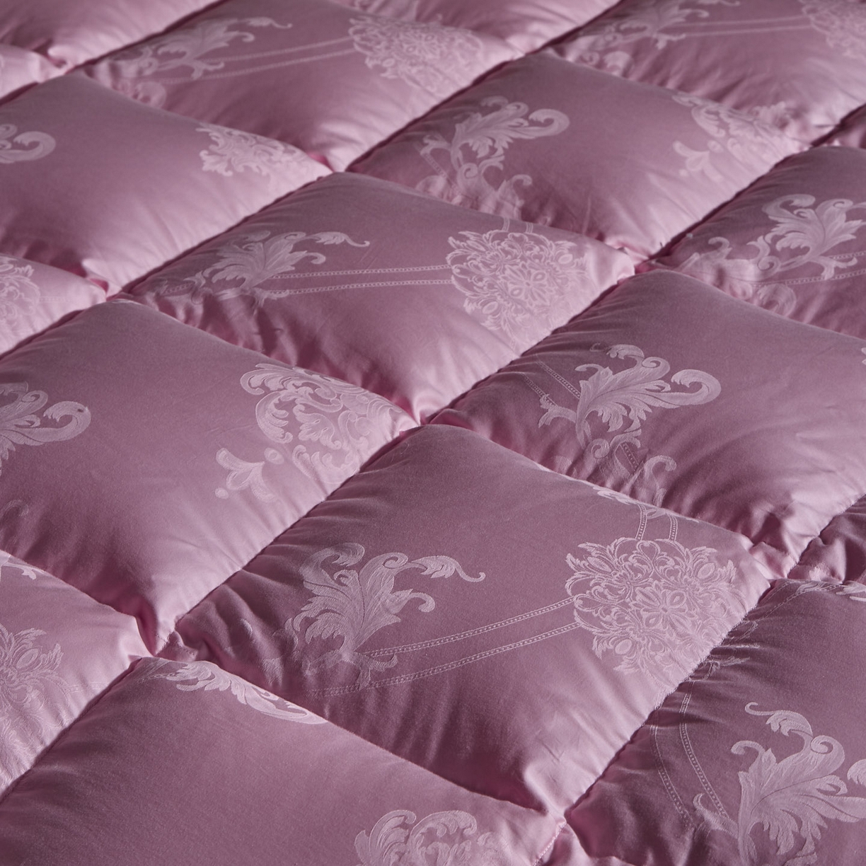 91家纺网 家纺一手货源 找家纺 暖羽屋羽绒馆 2025新款带质检报告 95白鹅绒60s提花纯棉羽绒被子 双层加厚冬被 F雅馨 粉色