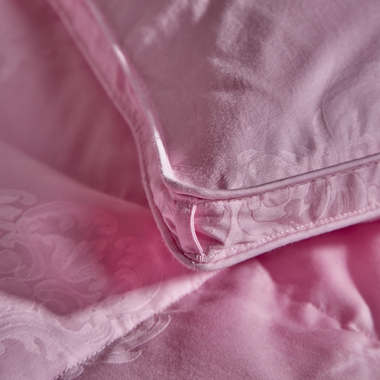 91家纺网 家纺一手货源 找家纺 暖羽屋羽绒馆 2025新款带质检报告 95白鹅绒60s提花纯棉羽绒被子 双层加厚冬被 F雅馨 粉色