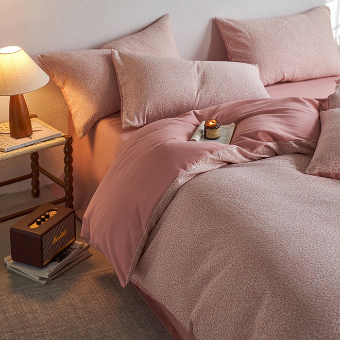 91家纺网 家纺一手货源 找家纺 千朵森 2025新款全棉纯棉色织提花磨毛四件套-秋思 秋思—粉漾