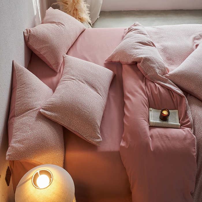 91家纺网 家纺一手货源 找家纺 千朵森 2025新款全棉纯棉色织提花磨毛四件套-秋思 秋思—粉漾