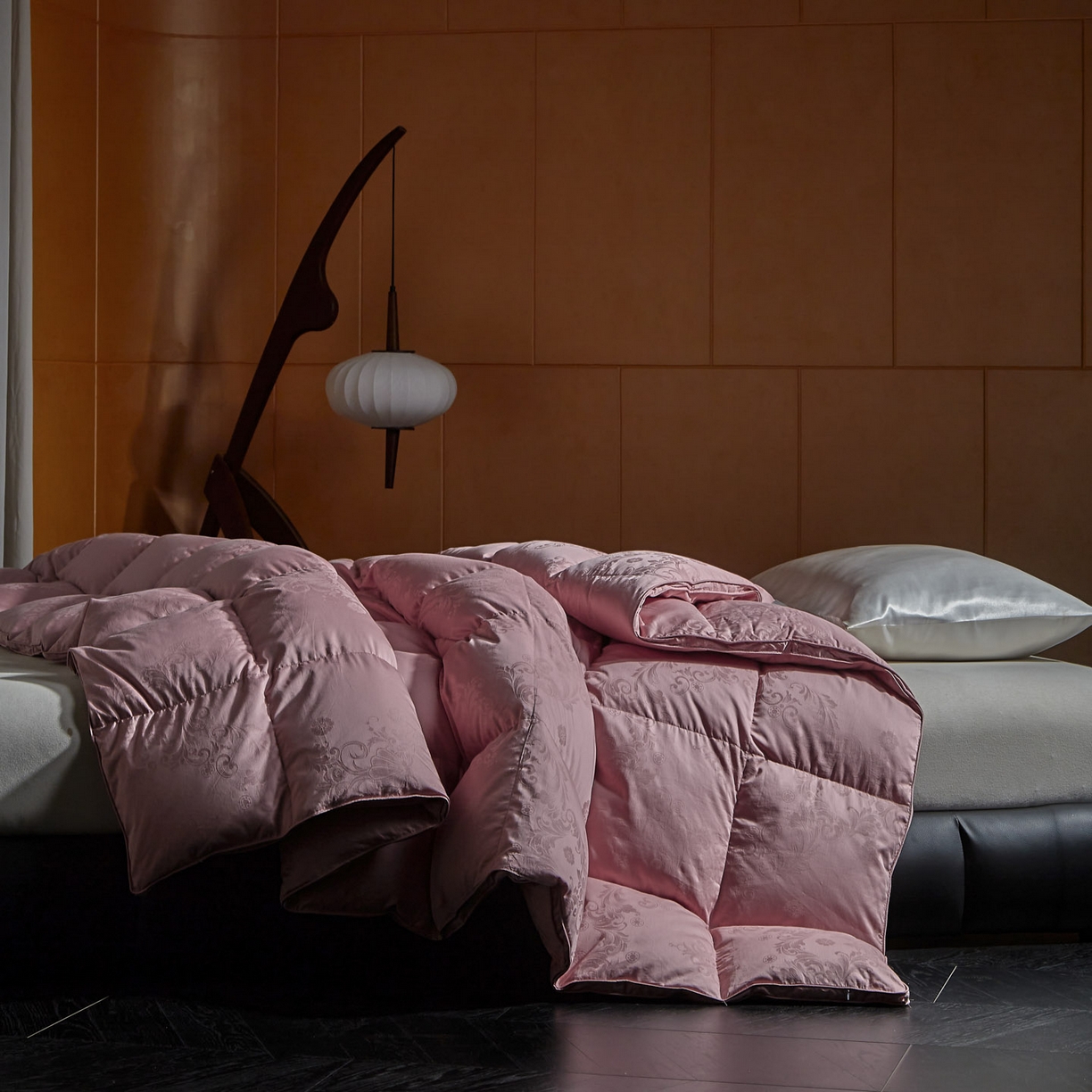 91家纺网 家纺一手货源 找家纺 暖羽屋羽绒馆 2025新款带质检报告 95白鹅绒60s提花纯棉羽绒被子 双层加厚冬被 F雅馨 浅棕