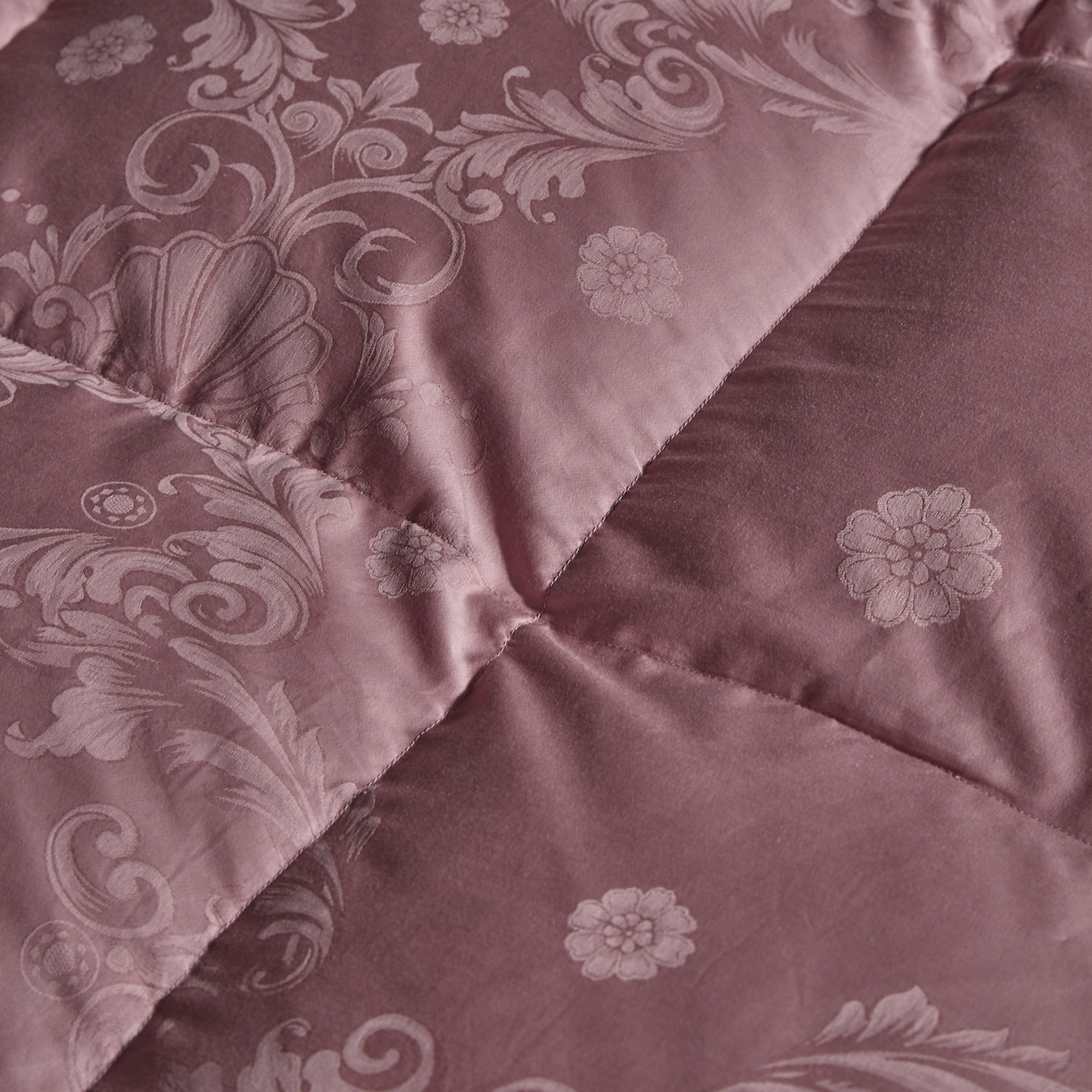 91家纺网 家纺一手货源 找家纺 暖羽屋羽绒馆 2025新款带质检报告 95白鹅绒60s提花纯棉羽绒被子 双层加厚冬被 F雅馨 浅棕