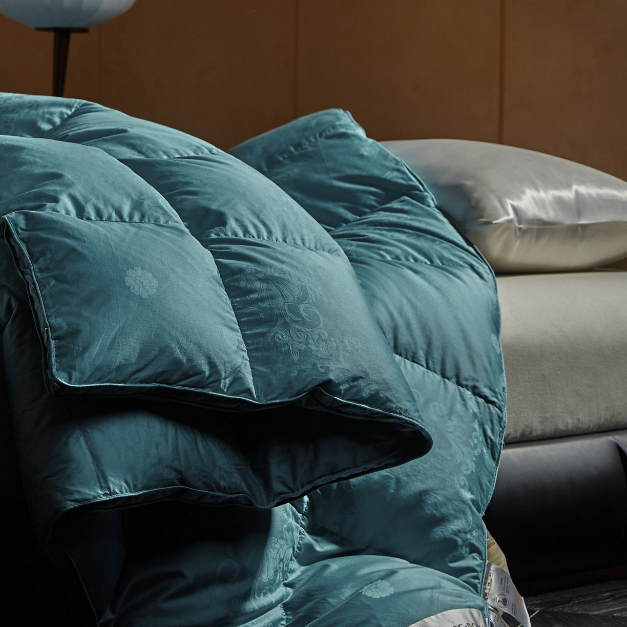 91家纺网 家纺一手货源 找家纺 暖羽屋羽绒馆 2025新款带质检报告 95白鹅绒60s提花纯棉羽绒被子 双层加厚冬被 F雅馨 青蓝