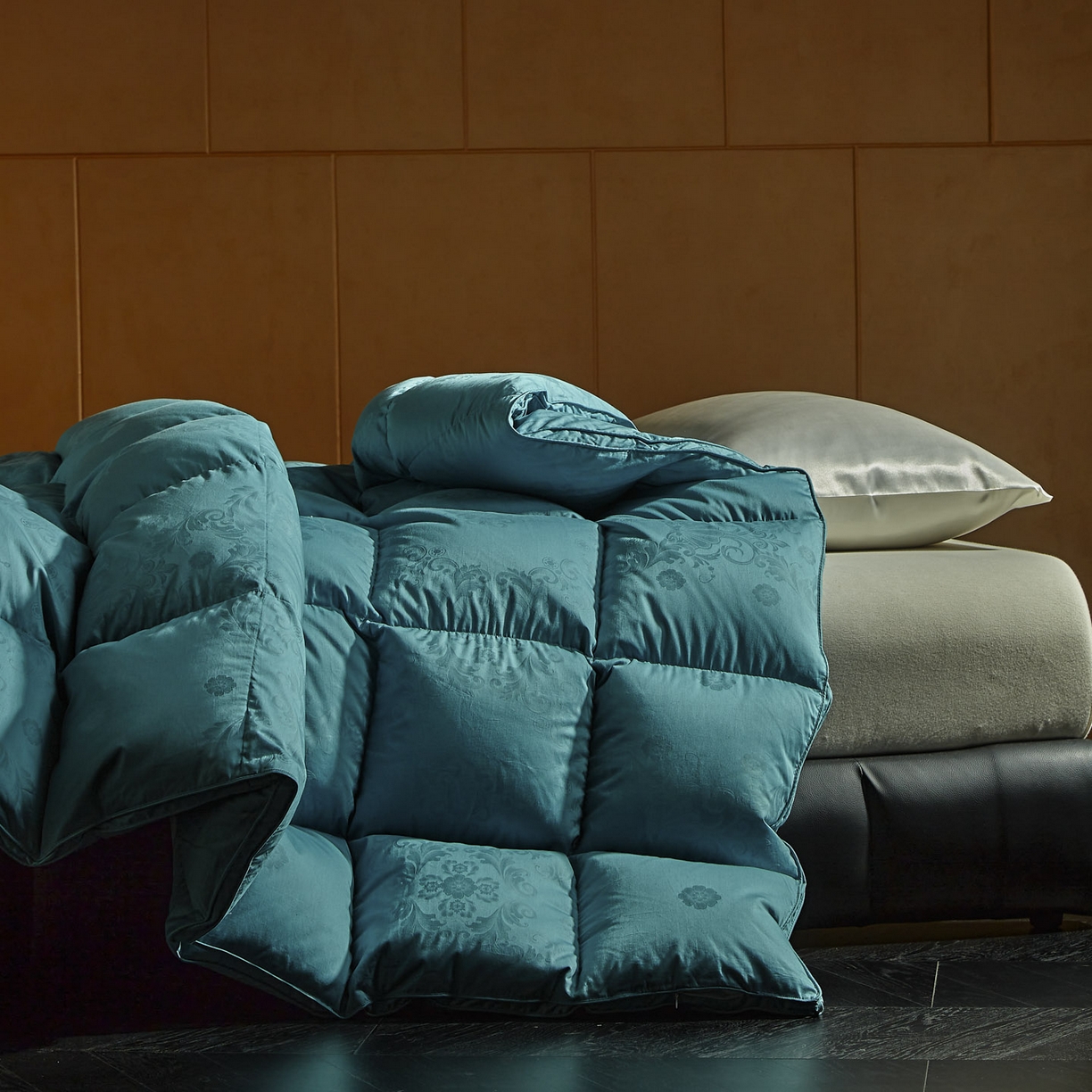 91家纺网 家纺一手货源 找家纺 暖羽屋羽绒馆 2025新款带质检报告 95白鹅绒60s提花纯棉羽绒被子 双层加厚冬被 F雅馨 青蓝