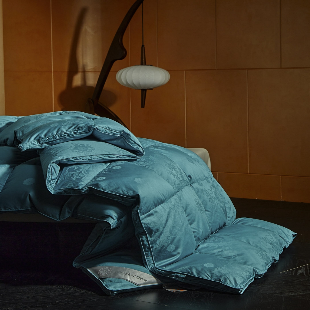 91家纺网 家纺一手货源 找家纺 暖羽屋羽绒馆 2025新款带质检报告 95白鹅绒60s提花纯棉羽绒被子 双层加厚冬被 F雅馨 青蓝