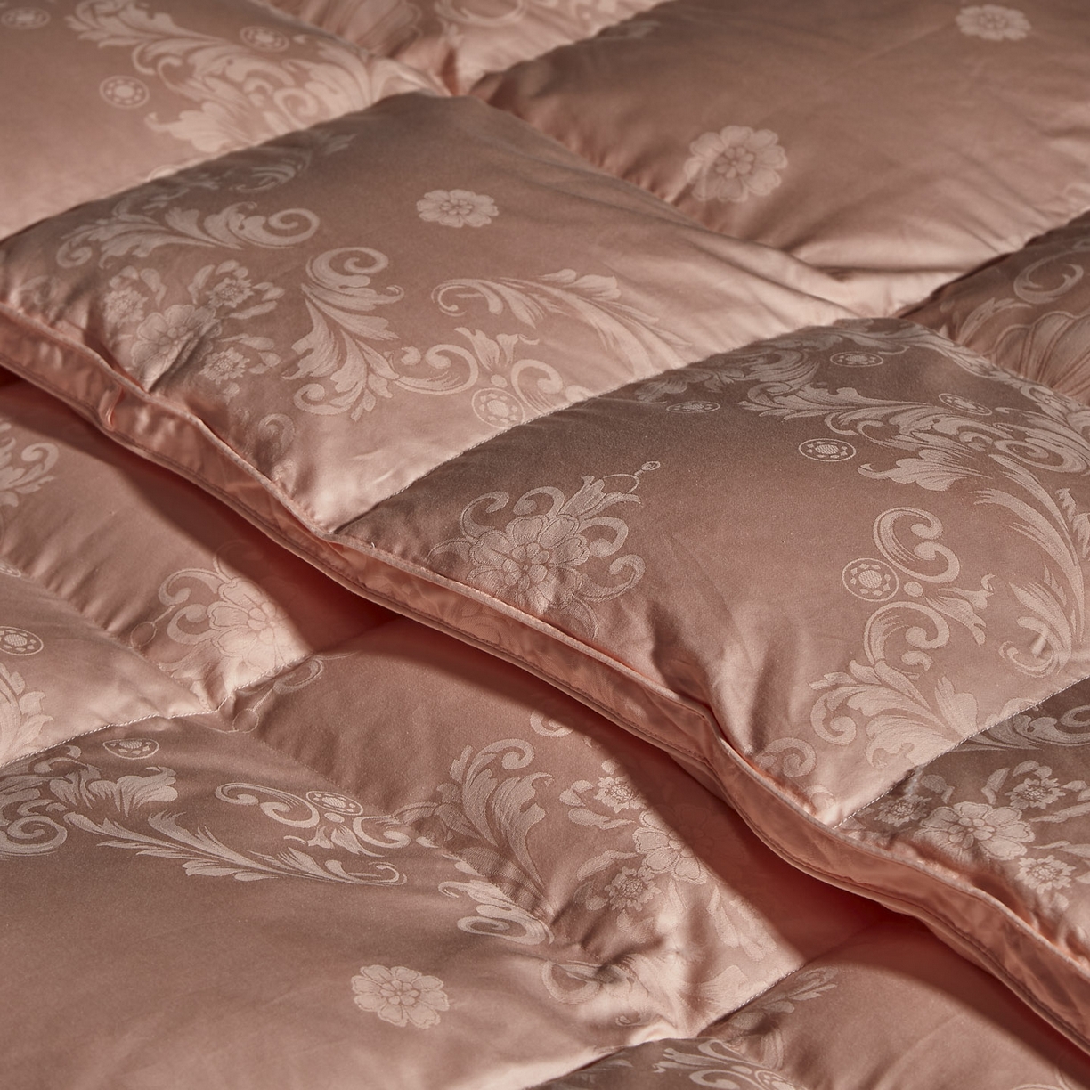 91家纺网 家纺一手货源 找家纺 暖羽屋羽绒馆 2025新款带质检报告 95白鹅绒60s提花纯棉羽绒被子 双层加厚冬被 F雅馨 玉色