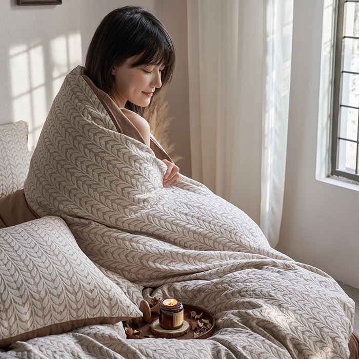 91家纺网 家纺一手货源 找家纺 千朵森 2025新款全棉纯棉色织提花磨毛四件套-秋思 秋思—织眠棕