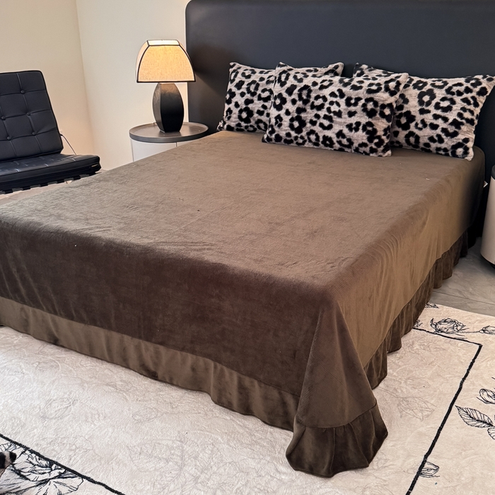 91家纺网 家纺一手货源 找家纺 赛丽雅 2025新款高克重兔毛绒兔兔绒牛奶绒四件套 豹纹-灰