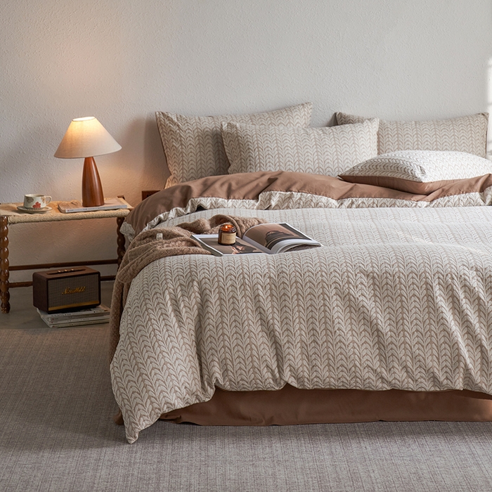 91家纺网 家纺一手货源 找家纺 千朵森 2025新款全棉纯棉色织提花磨毛四件套-秋思 秋思—织眠棕