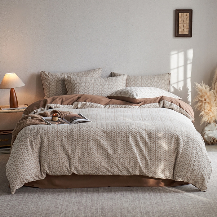 91家纺网 家纺一手货源 找家纺 千朵森 2025新款全棉纯棉色织提花磨毛四件套-秋思 秋思—织眠棕