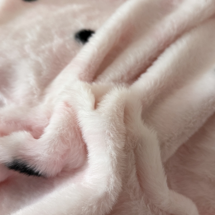 91家纺网 家纺一手货源 找家纺 赛丽雅 2025新款高克重兔毛绒兔兔绒牛奶绒四件套 点点-粉