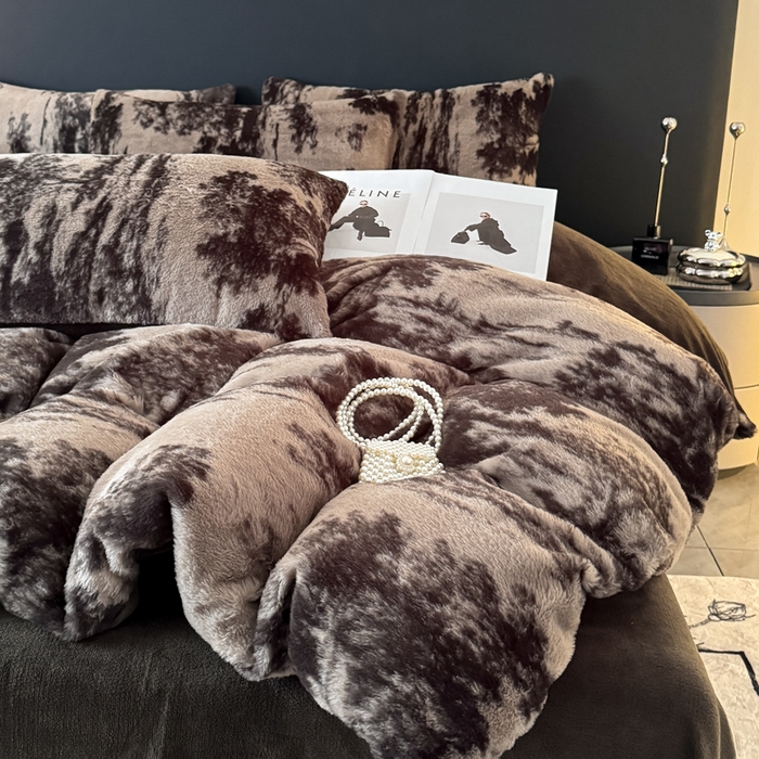 91家纺网 家纺一手货源 找家纺 赛丽雅 2025新款高克重兔毛绒兔兔绒牛奶绒四件套 法式