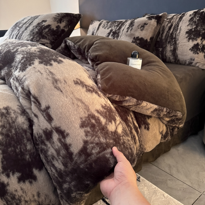 91家纺网 家纺一手货源 找家纺 赛丽雅 2025新款高克重兔毛绒兔兔绒牛奶绒四件套 法式