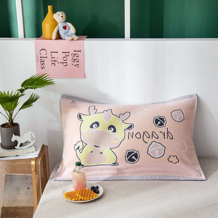 91家纺网 家纺一手货源 找家纺 朴尔家纺-毛巾被 2025新款儿童定位卡通大版花全棉纯棉四层纱布枕巾 犄角龙 40x60cm儿童枕巾/对