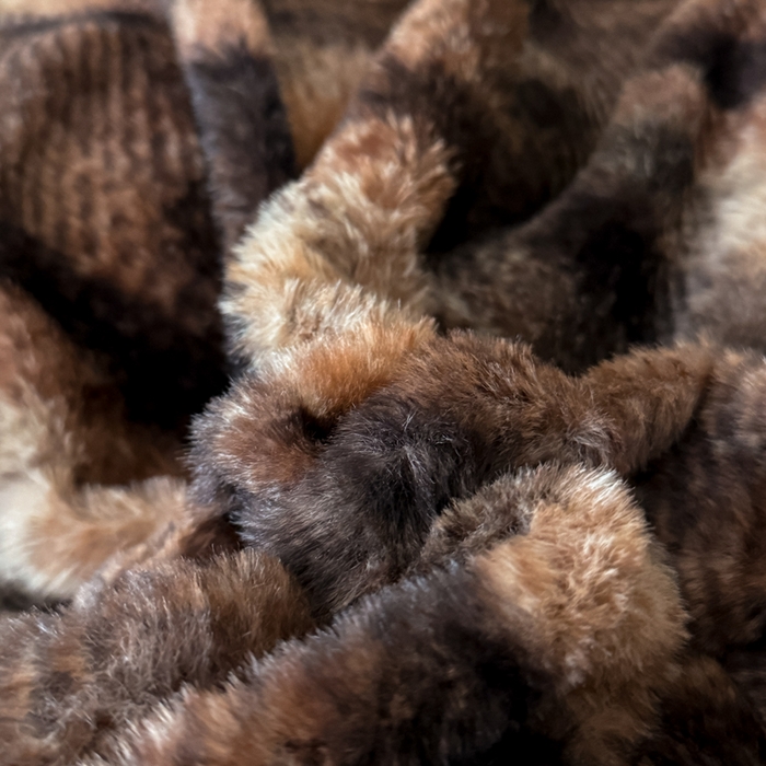 91家纺网 家纺一手货源 找家纺 赛丽雅 2025新款高克重兔毛绒兔兔绒牛奶绒四件套 格调