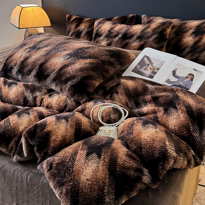 91家纺网 家纺一手货源 找家纺 赛丽雅 2025新款高克重兔毛绒兔兔绒牛奶绒四件套 格调