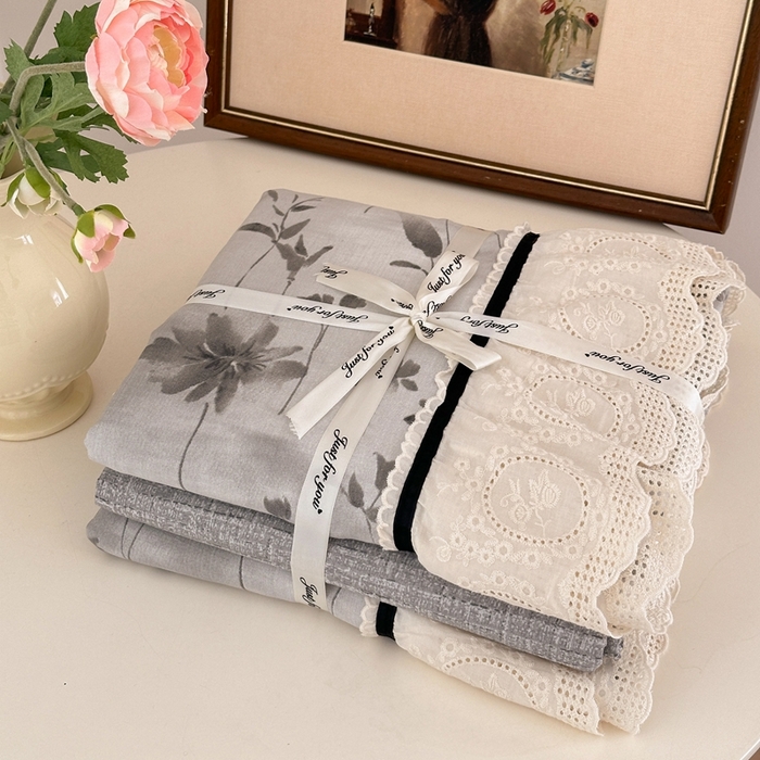 91家纺网 家纺一手货源 找家纺 芯贝儿 2025秋冬新款加厚全m花边m麻复古风亚麻皱皱双层纱水洗m四件套 秘境烟雨